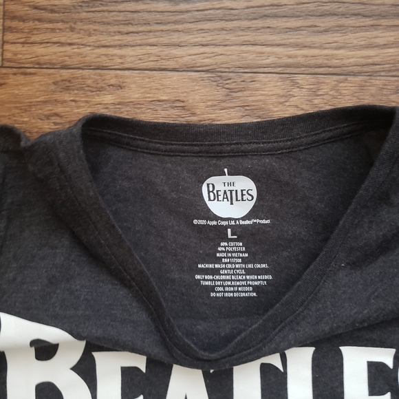 Beatles Abbey Road T-Shirt - Picture 2 of 5